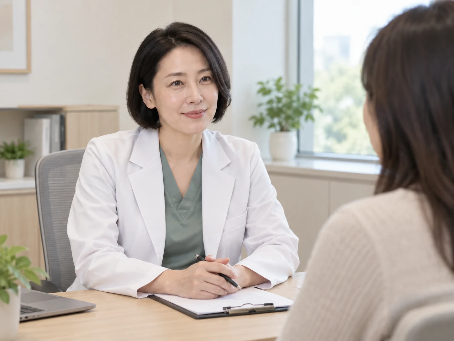 산부인과 상담과 진료 예시 이미지